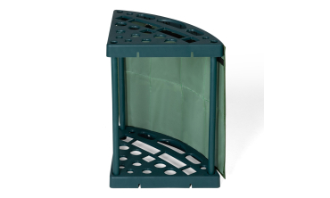 Rack d'angle pour outils de jardin
